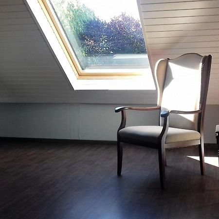 Ferienwohnung-Ostseestrand-In-Stein-Bei-Laboe シュタイン エクステリア 写真