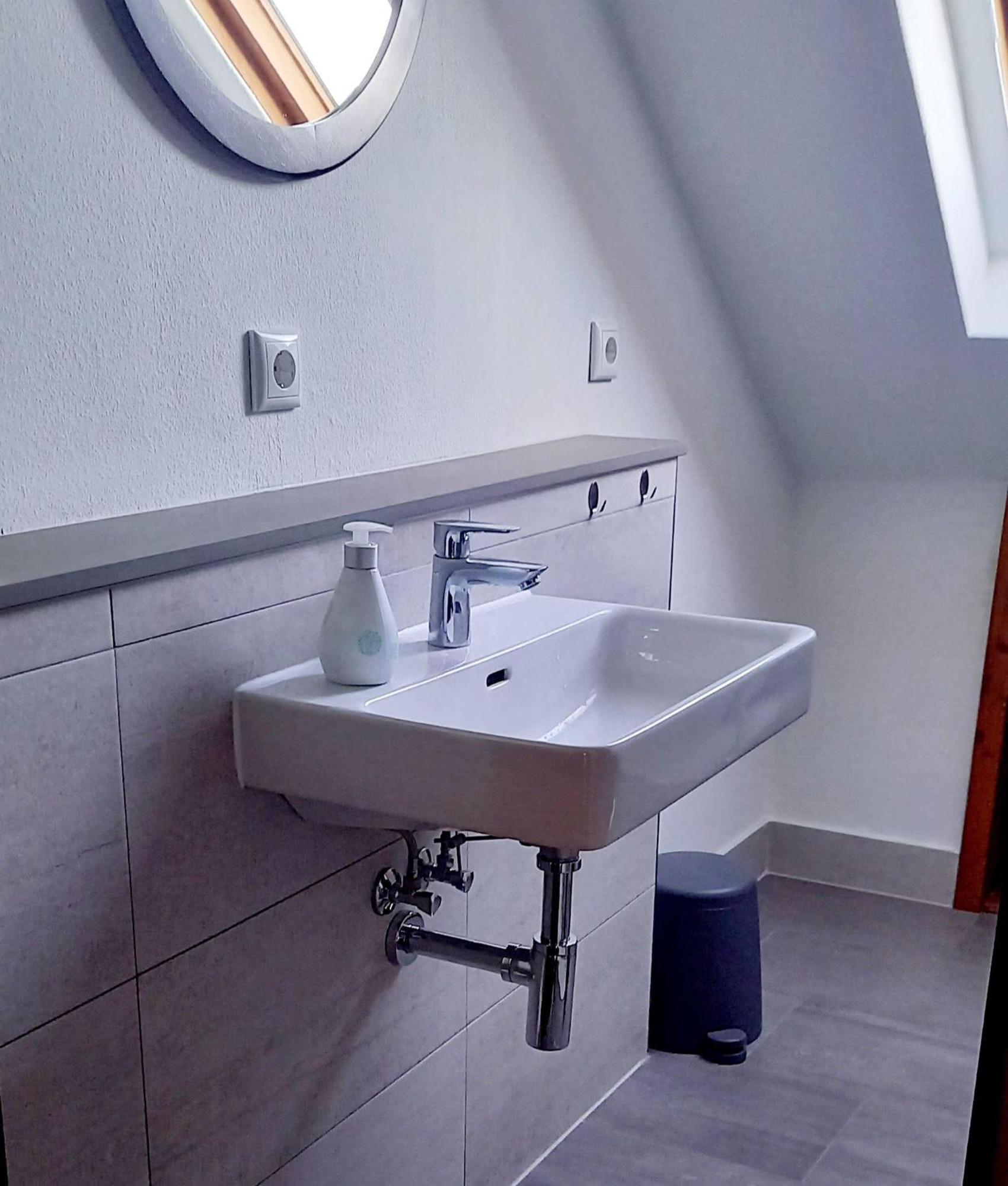 Ferienwohnung-Ostseestrand-In-Stein-Bei-Laboe シュタイン エクステリア 写真